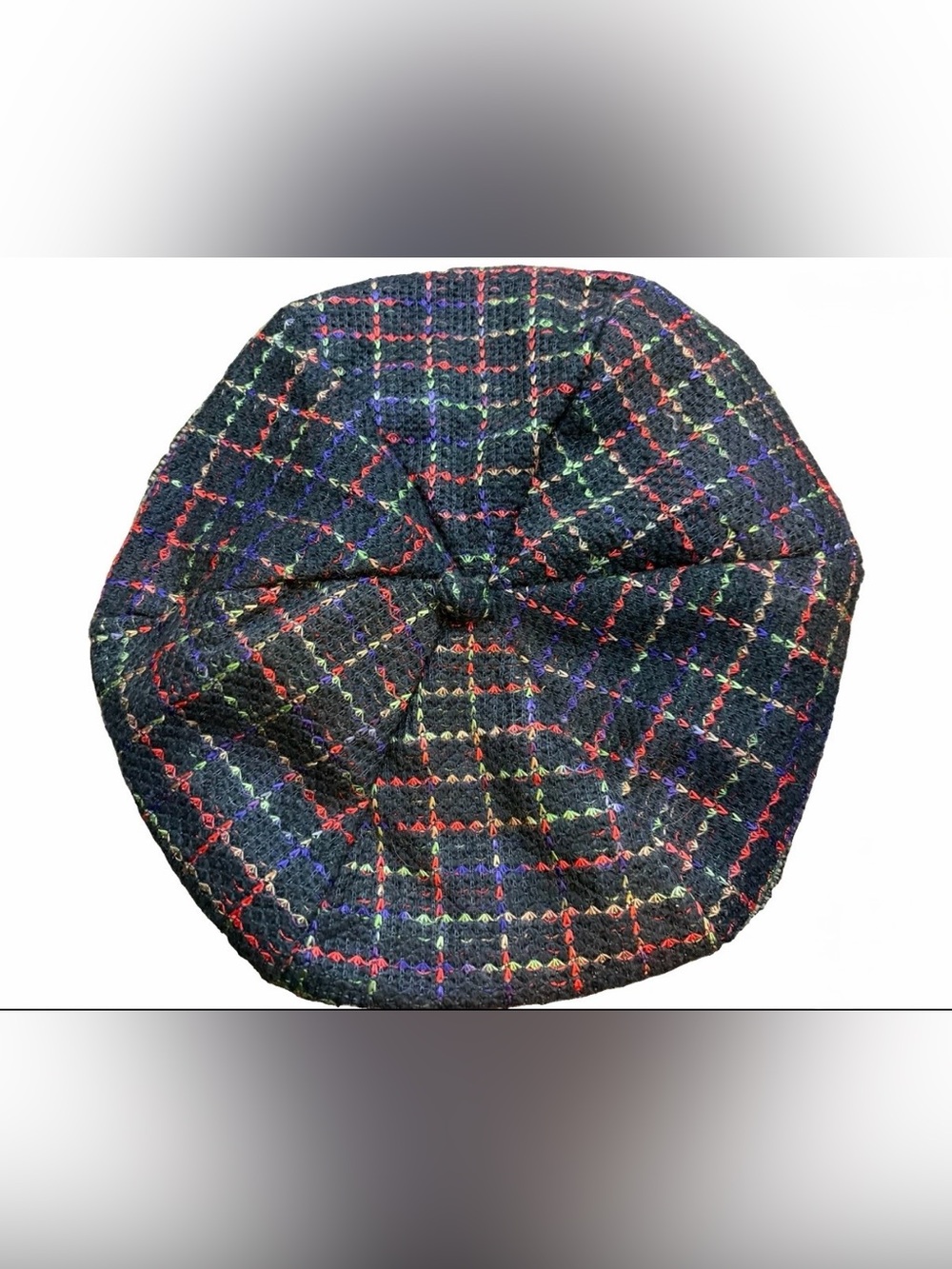 Adrienne Vittadini Rainbow Plaid Knit Beret Hat – Black Multicolored One Size